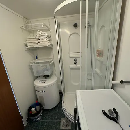 Sokkelleilighet Pa Apartmán *